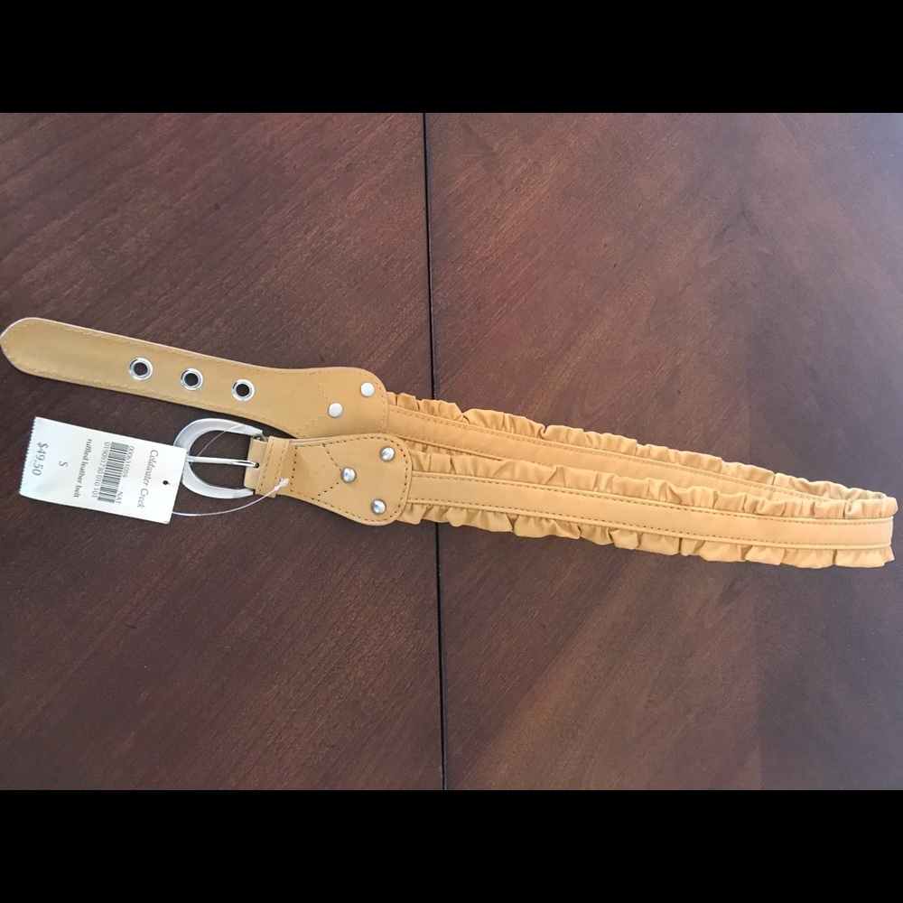 Ruffled leather belt
